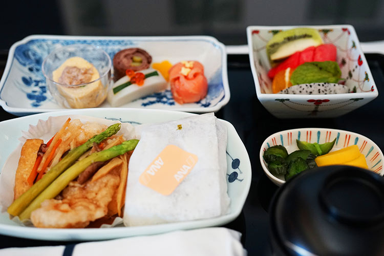 ANA ビジネスクラス　機内食