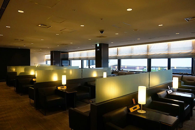 ANA SUITE LOUNGE　ラウンジ全景