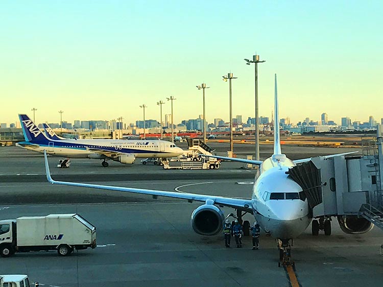 羽田空港