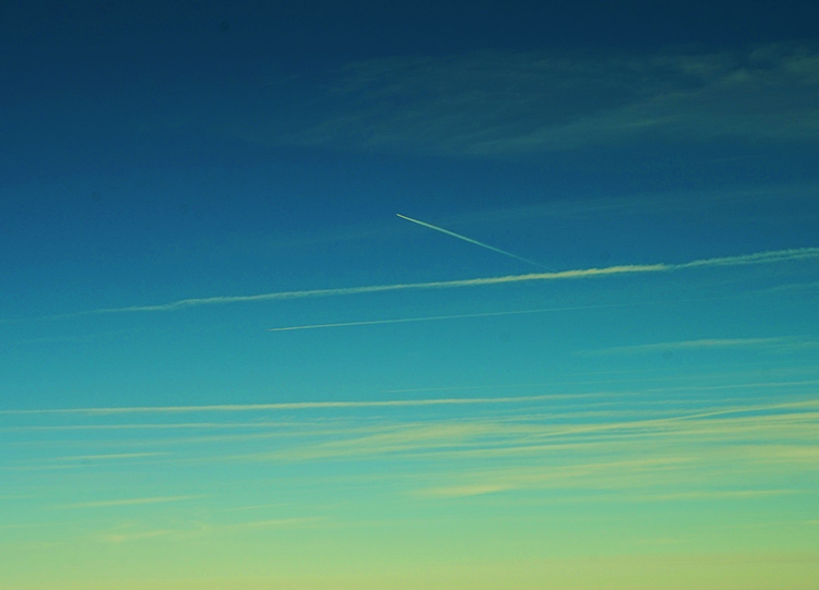 飛行機雲