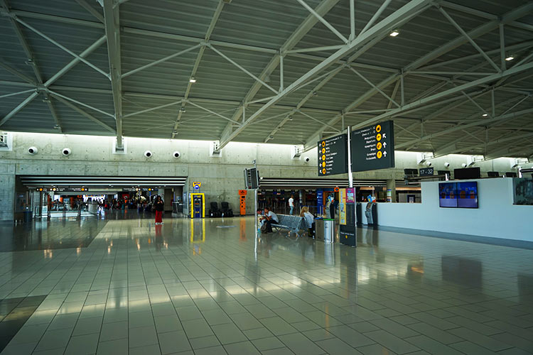 ラルナカ空港