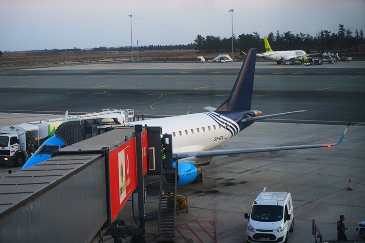 ラルナカ空港