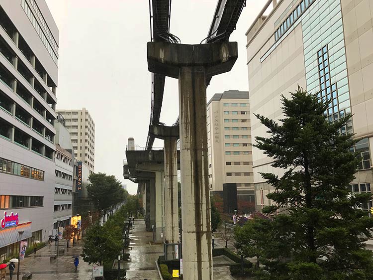 多摩都市モノレール