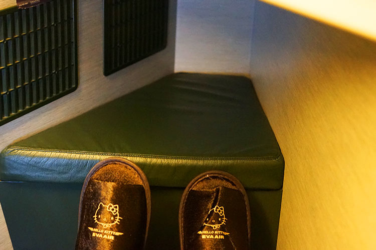 シートピッチ シートピッチ