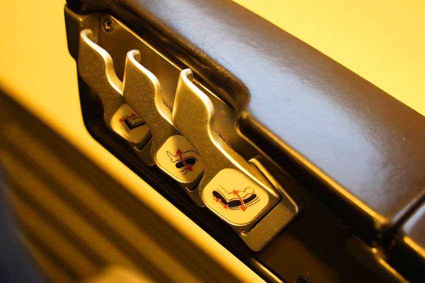 シートコントローラー