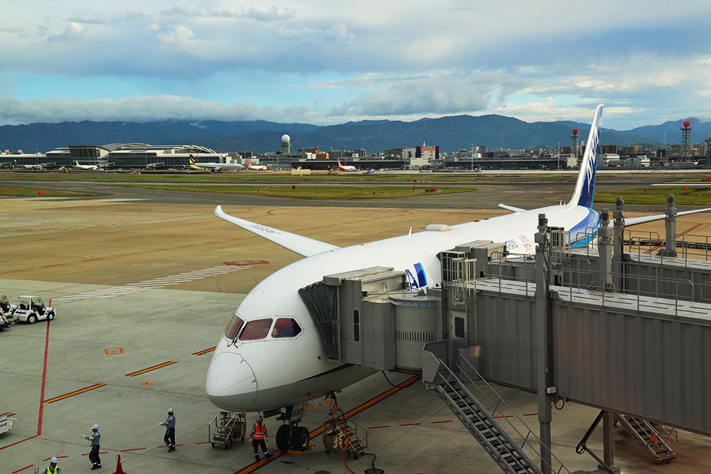 ボーイング787-9 福岡空港