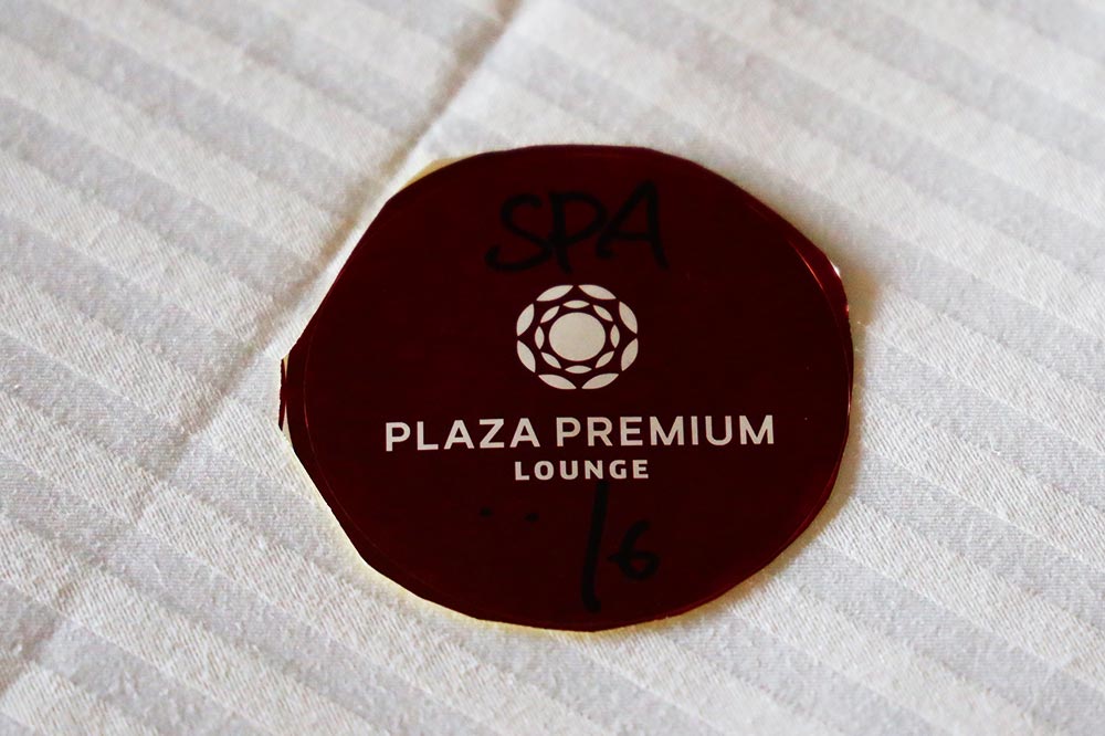 プラザプレミアムラウンジ利用シール プラザプレミアムラウンジ利用シール