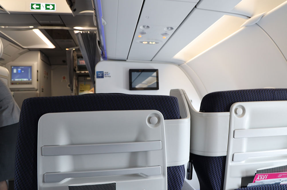 ANA A321neoプレミアムクラスシート背面 ANA A321neoプレミアムクラスシート背面