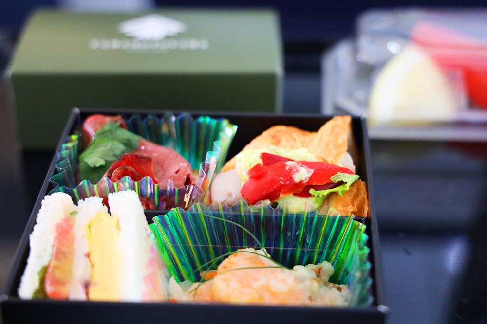 ANA A321neo プレミアムクラス 軽食 ANA A321neo プレミアムクラス 軽食