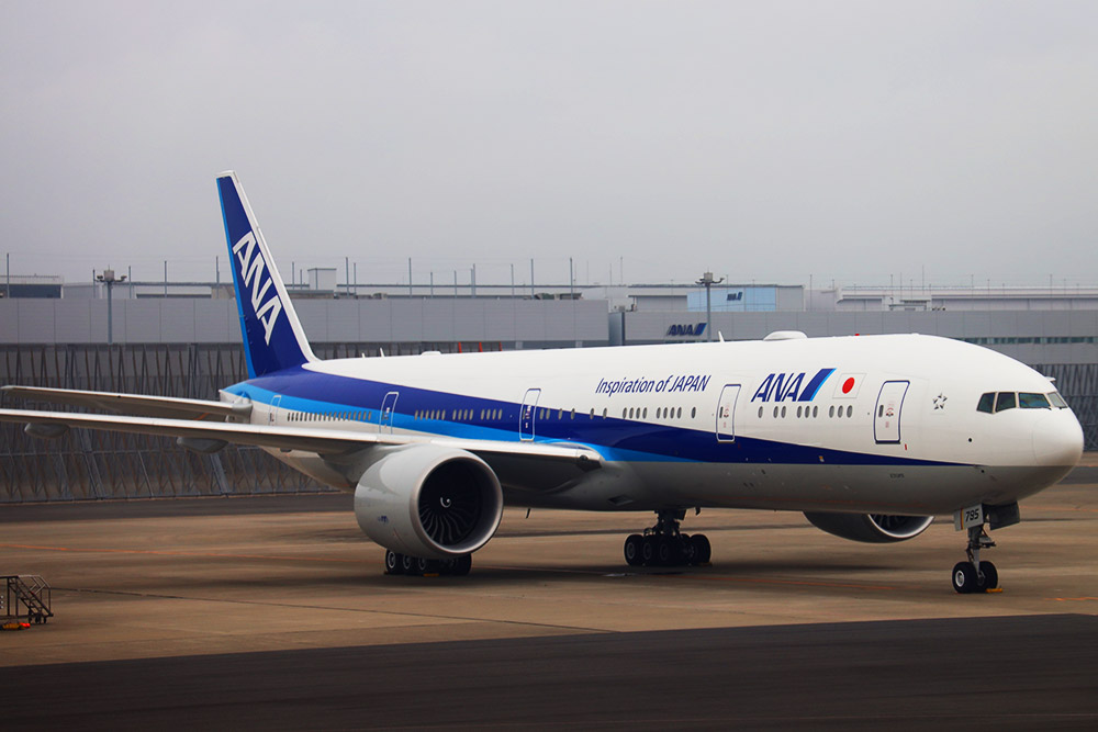 ANA B777-300ER THE Room仕様機