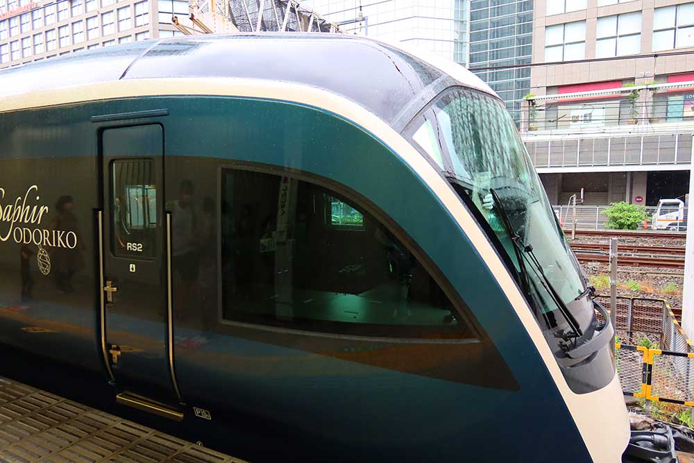 サフィール先頭側面