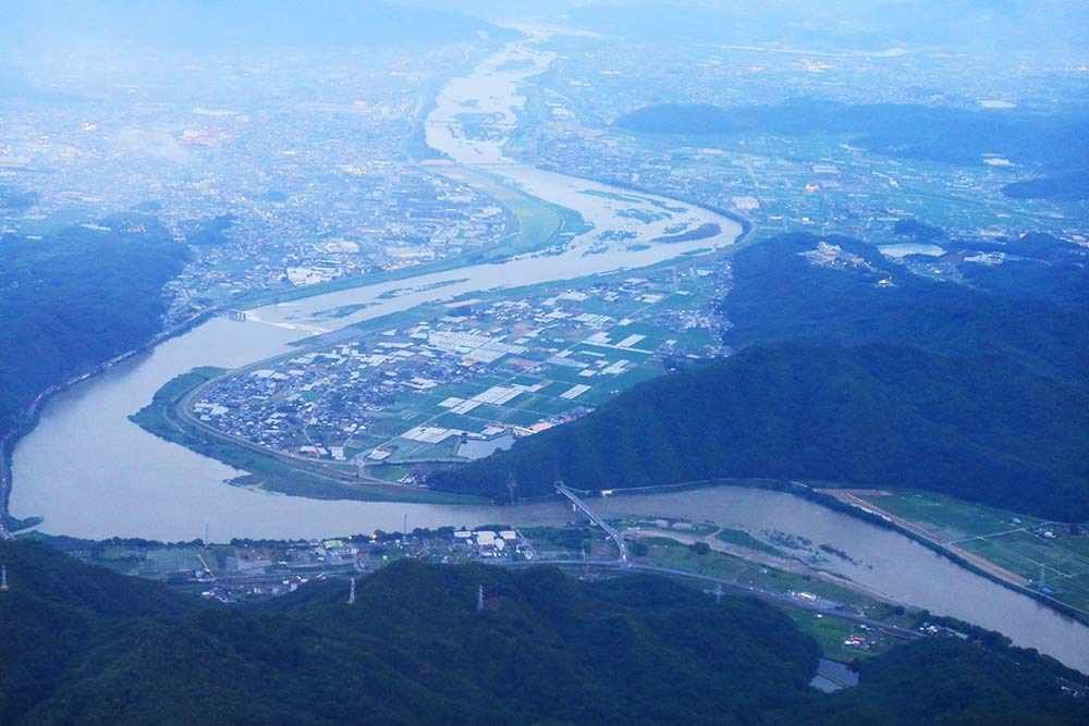 岡山県上空