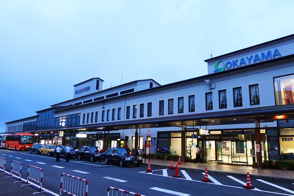 岡山空港ターミナルビル