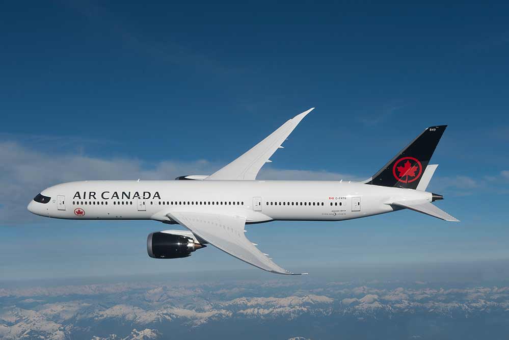 エアカナダ　787