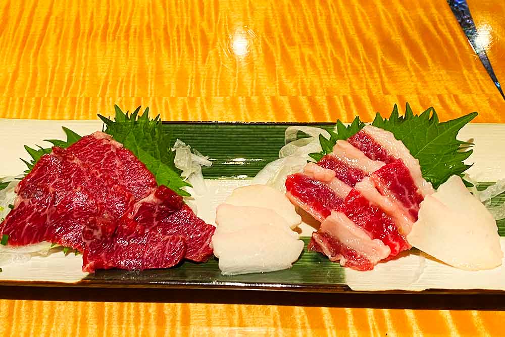 馬刺し盛り合わせ