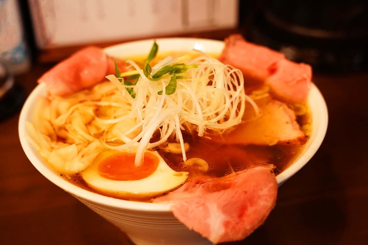 麺屋　誠　醤油チャーシューワンタン麺