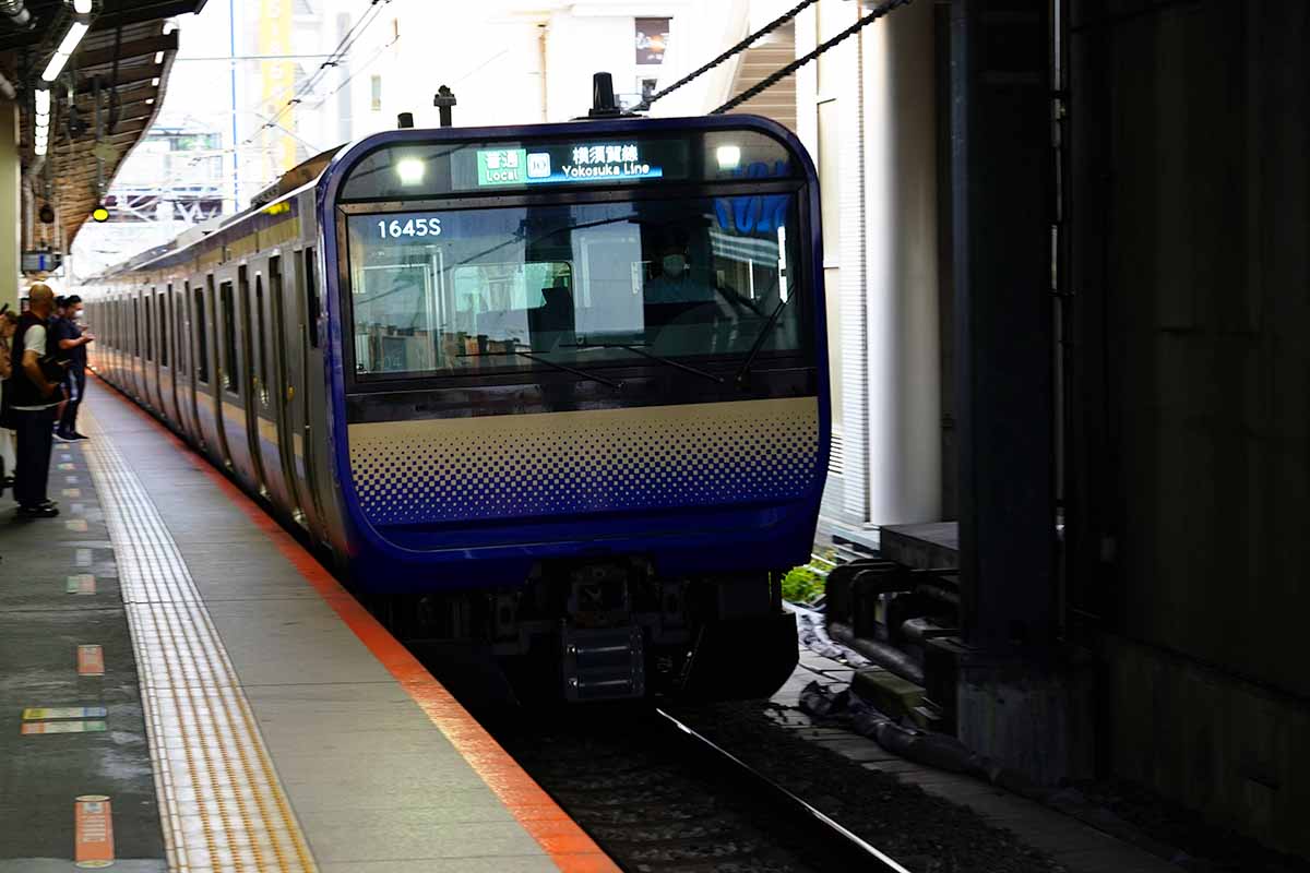 E235系戸塚駅