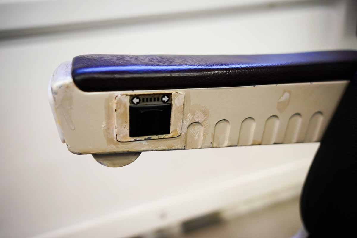 ソニック　電動リクライニング