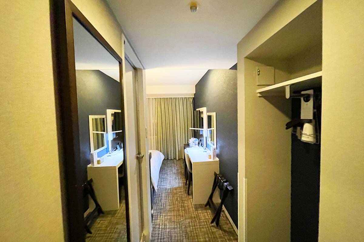 フォーポイントバイシェラトン函館　ダブルルーム入り口