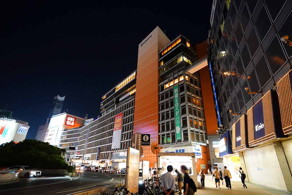 新宿駅
