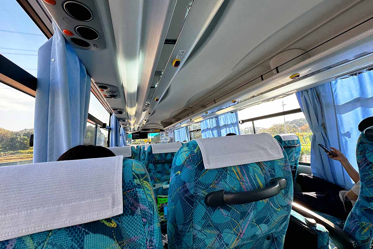 わかくす号　車内