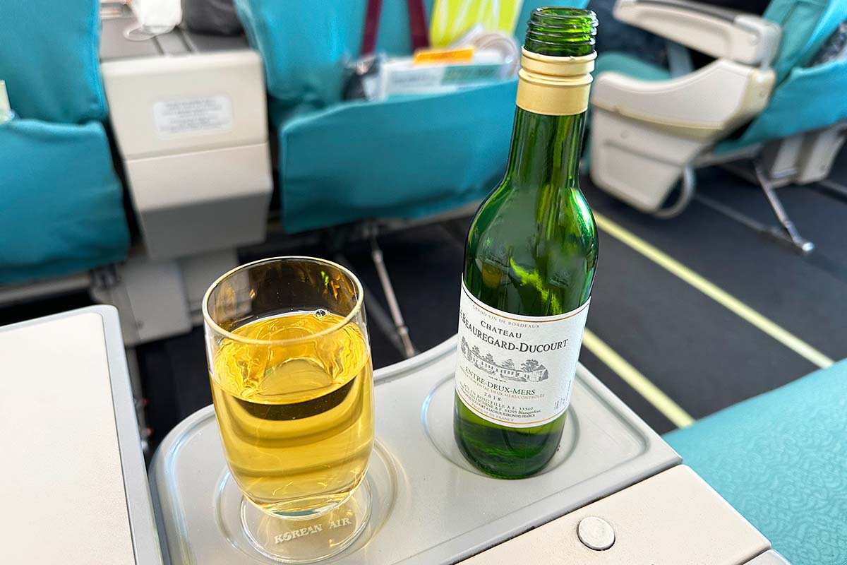 大韓航空ビジネスクラス　ワイン