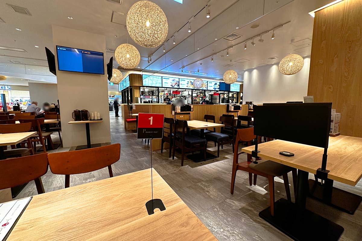 ぼてぢゅう1946店内