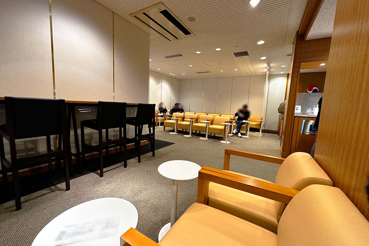 KALラウンジ全景