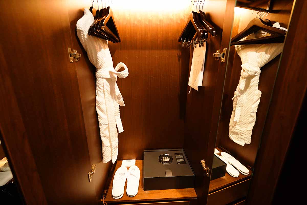 フォーポイントバイシェラトンソウルステーション　クローゼット回り