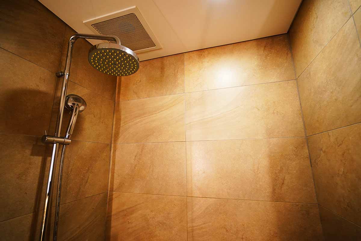 フォーポイントバイシェラトンソウルステーション　バスタブなしシャワー