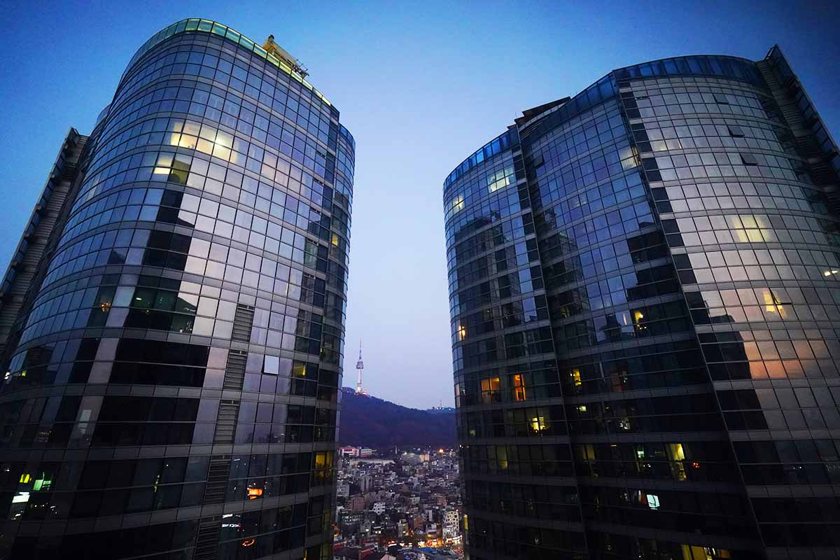 フォーポイントバイシェラトンソウルステーション　ツインタワーの景色