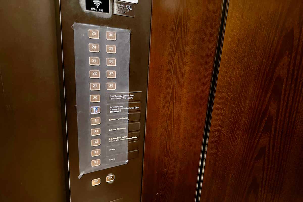 フォーポイントバイシェラトン　ソウルステーション　エレベーター