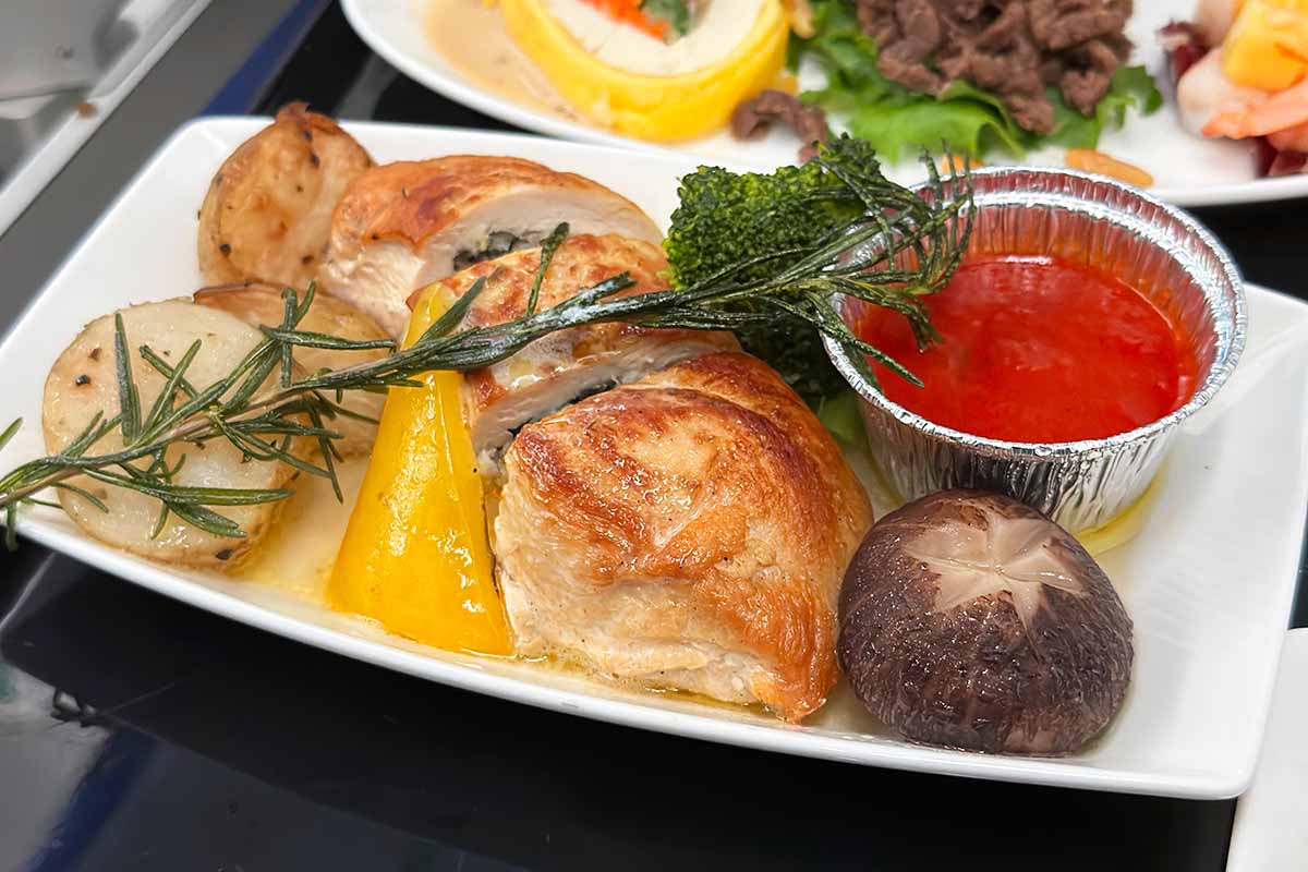 ANAビジネスクラス　機内食　メインディッシュ