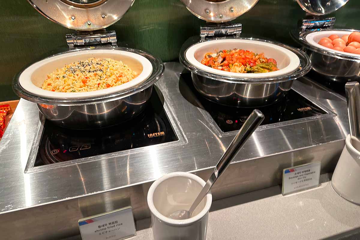 ソウル金浦空港アシアナラウンジ　ホットミール