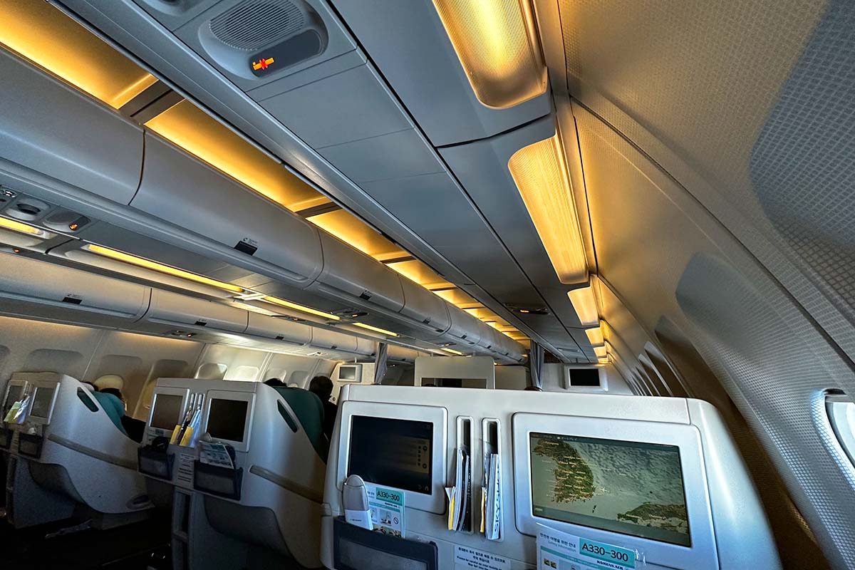 大韓航空A330-300 ビジネスクラス　機内