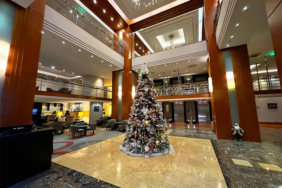 シェラトンブカレストホテルロビー