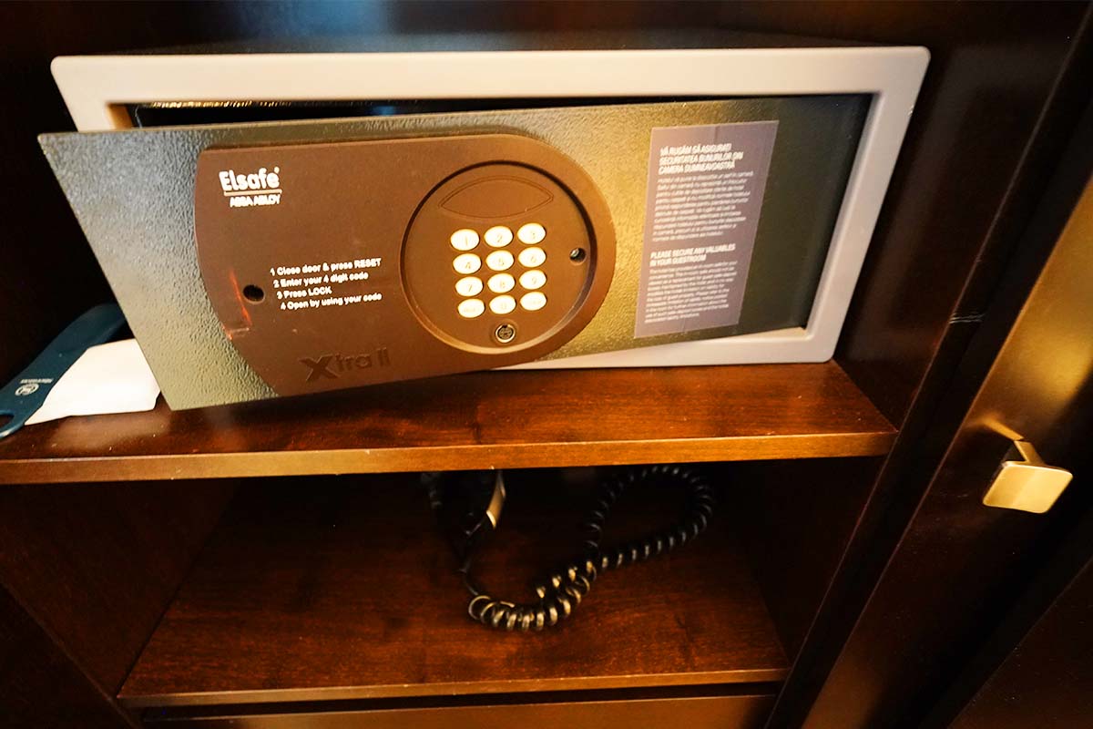 シェラトンブカレストホテル　セーフティボックス