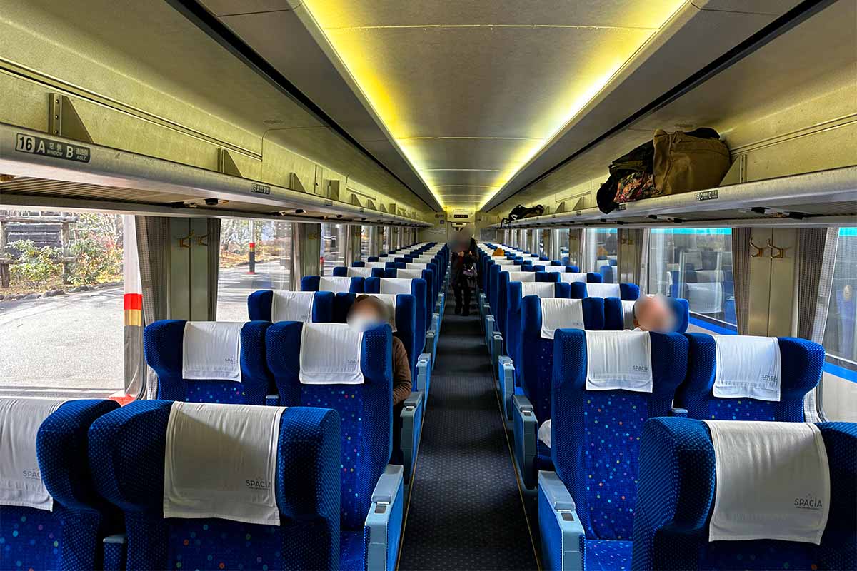 スペーシア車内