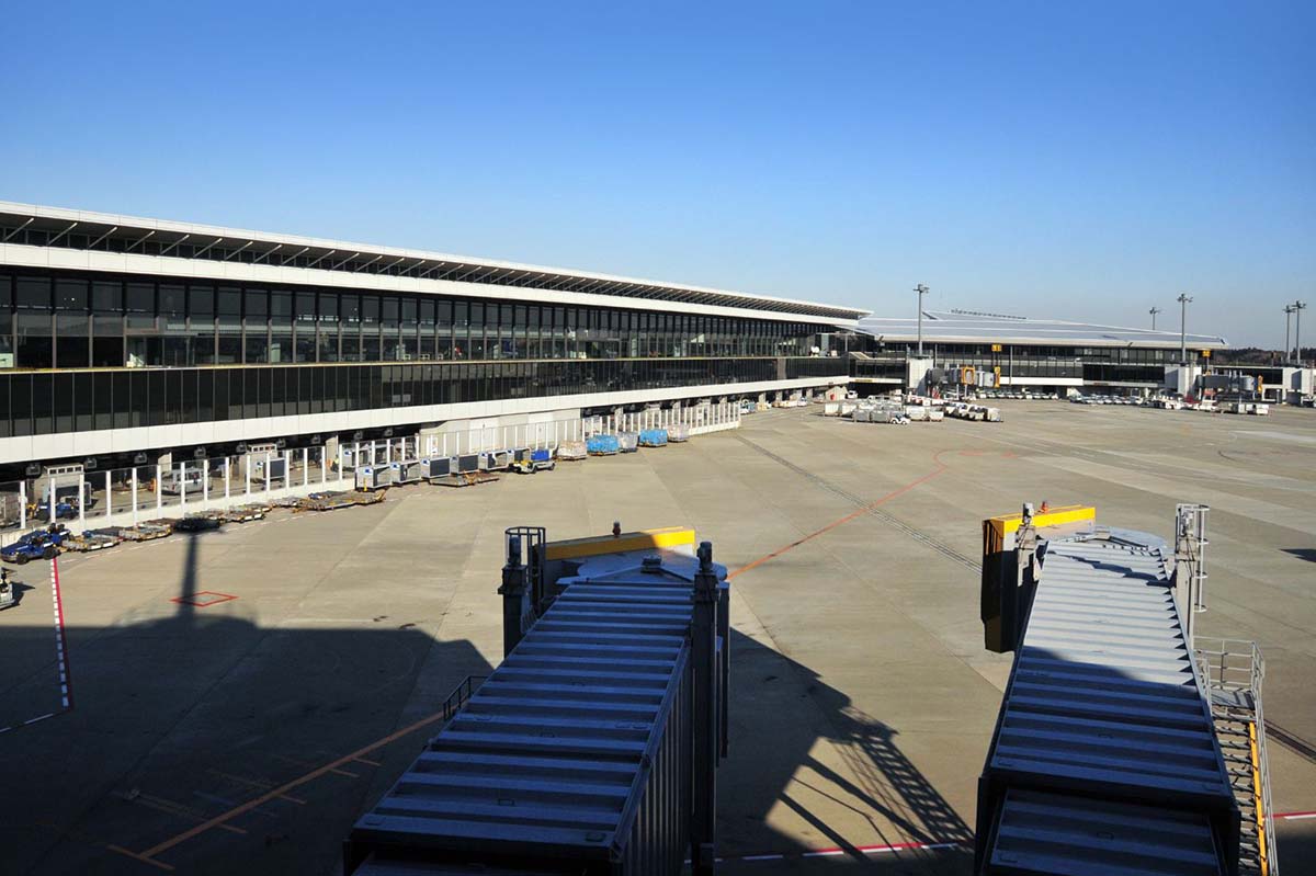 新東京国際空港