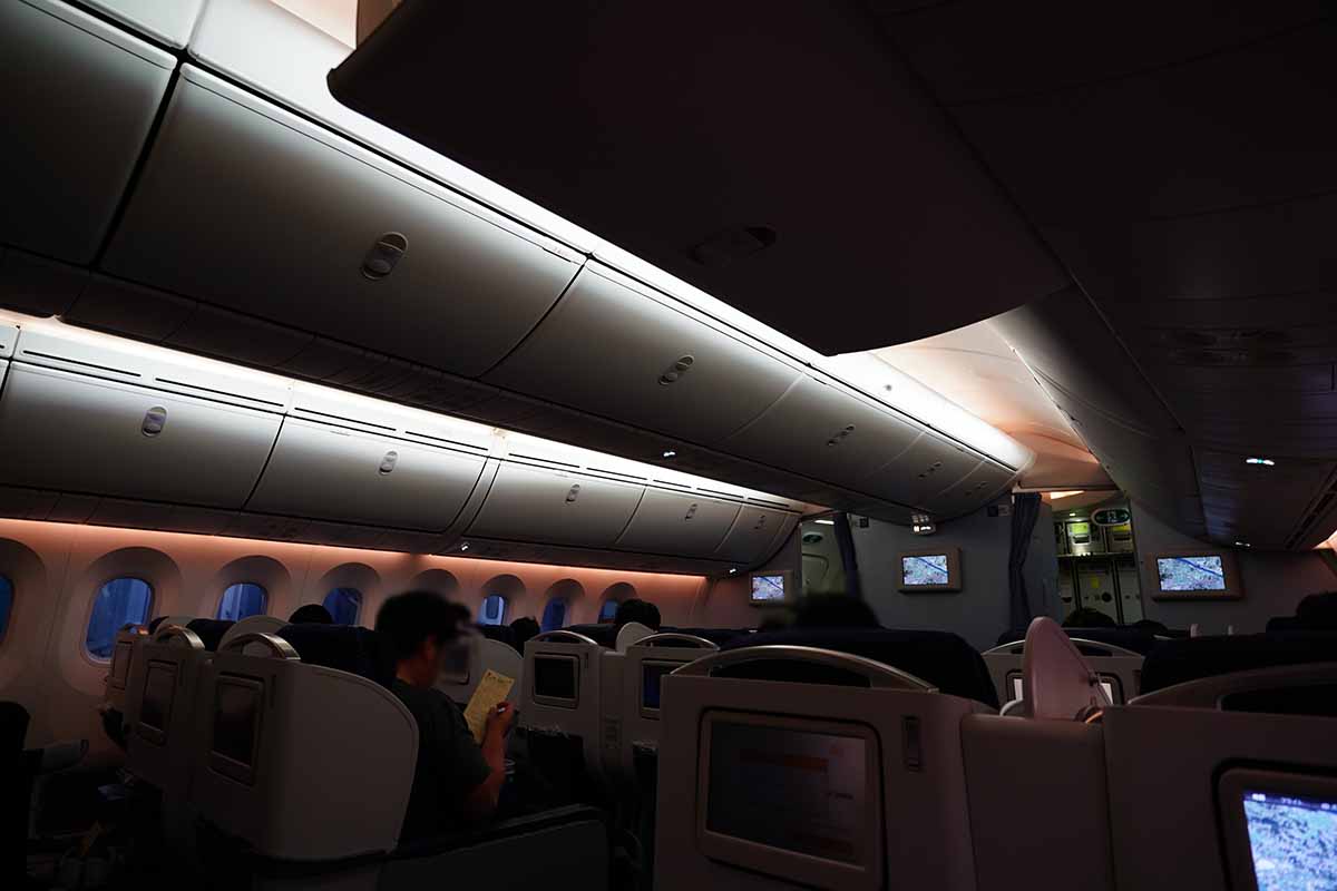 B787機内