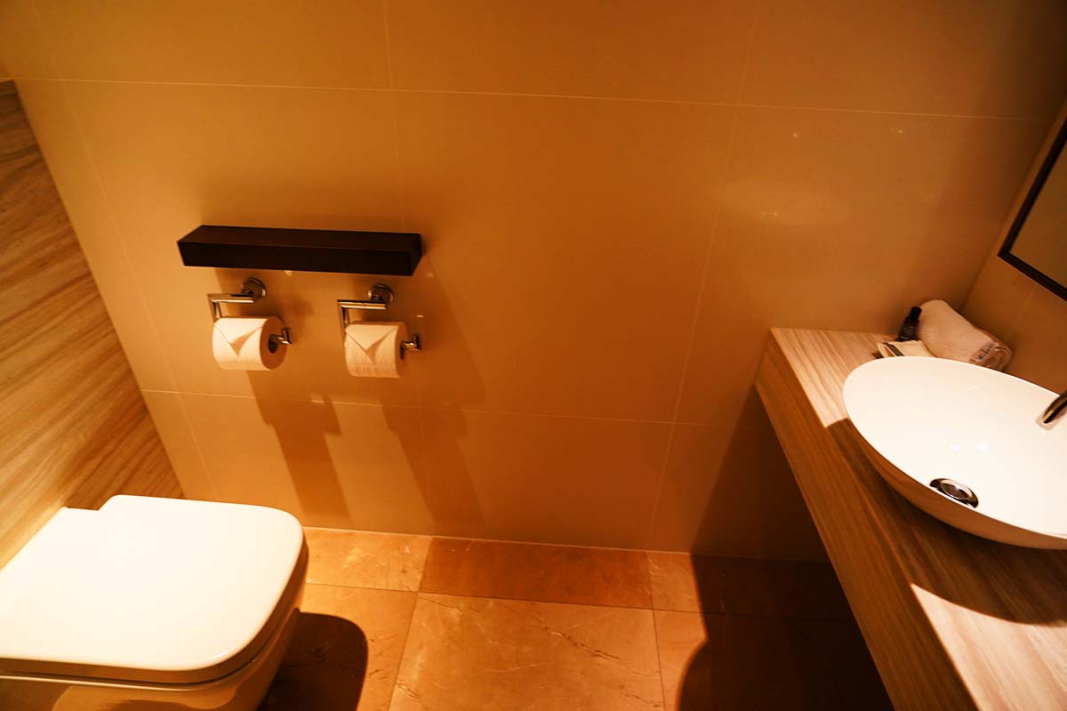 The Westin Perth Club Suite toilet1