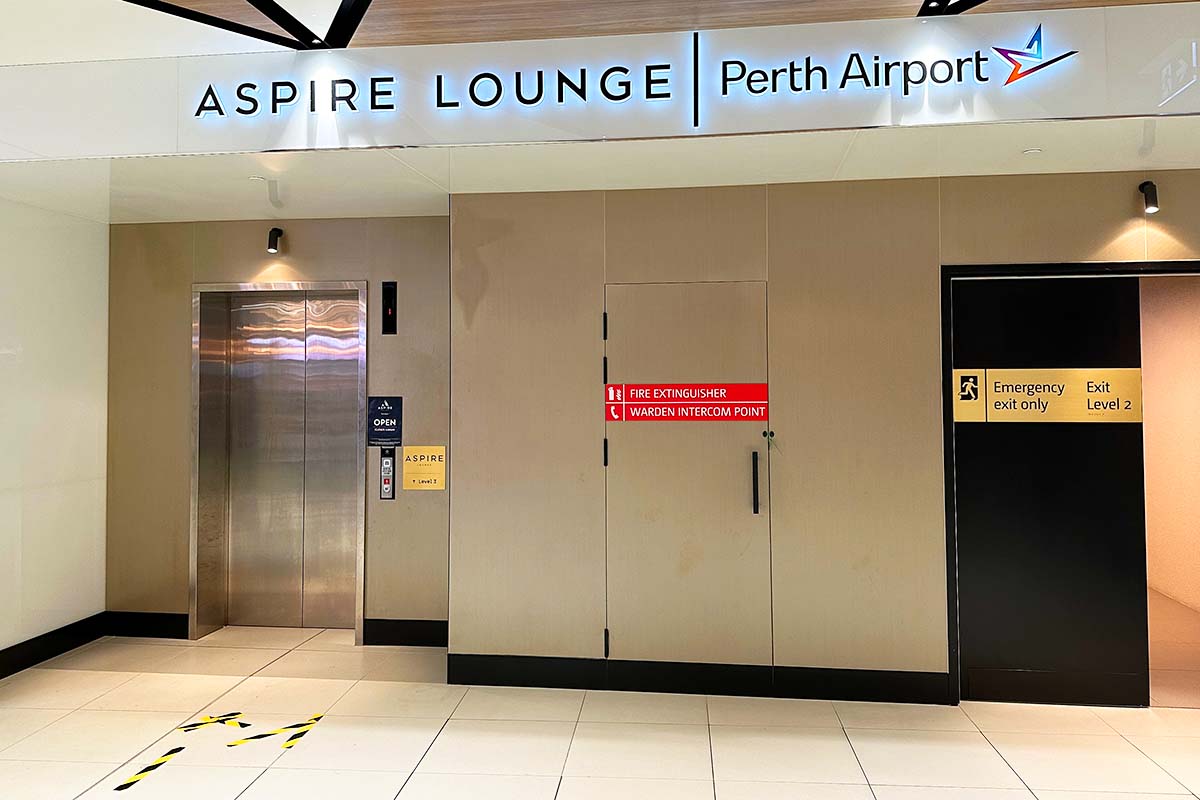 最高のサービスと景色を楽しめるパース空港のアスパイアラウンジ 弾丸トラベルは怖くない!