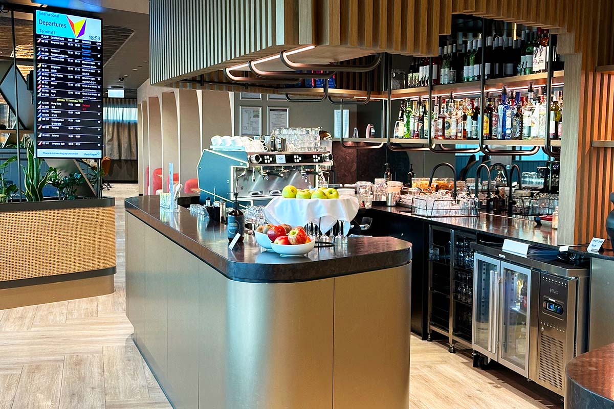 Aspire Lounge Bar Counter