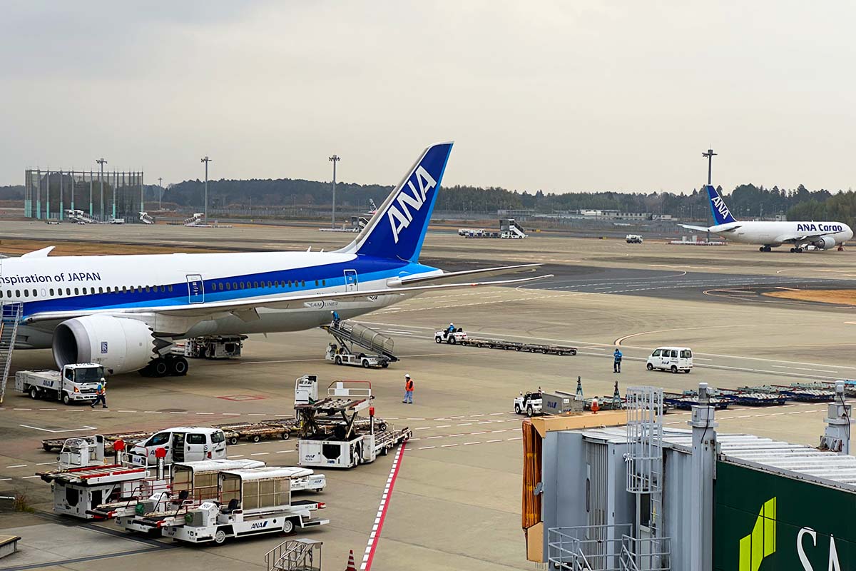 ANA B787-9 Narita Airport