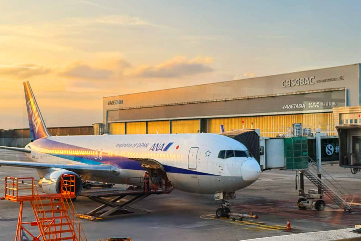 ANAビジネスクラス搭乗記 868便 ソウル発羽田行き最終便 - 弾丸