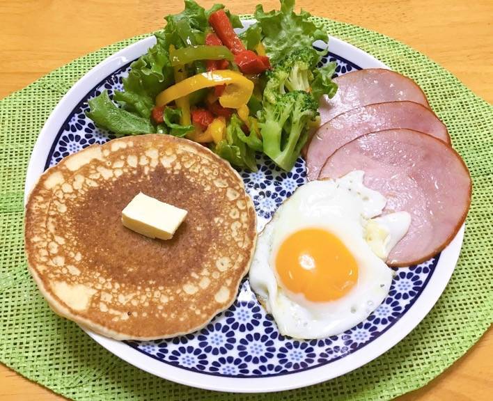 食事パンケーキ
