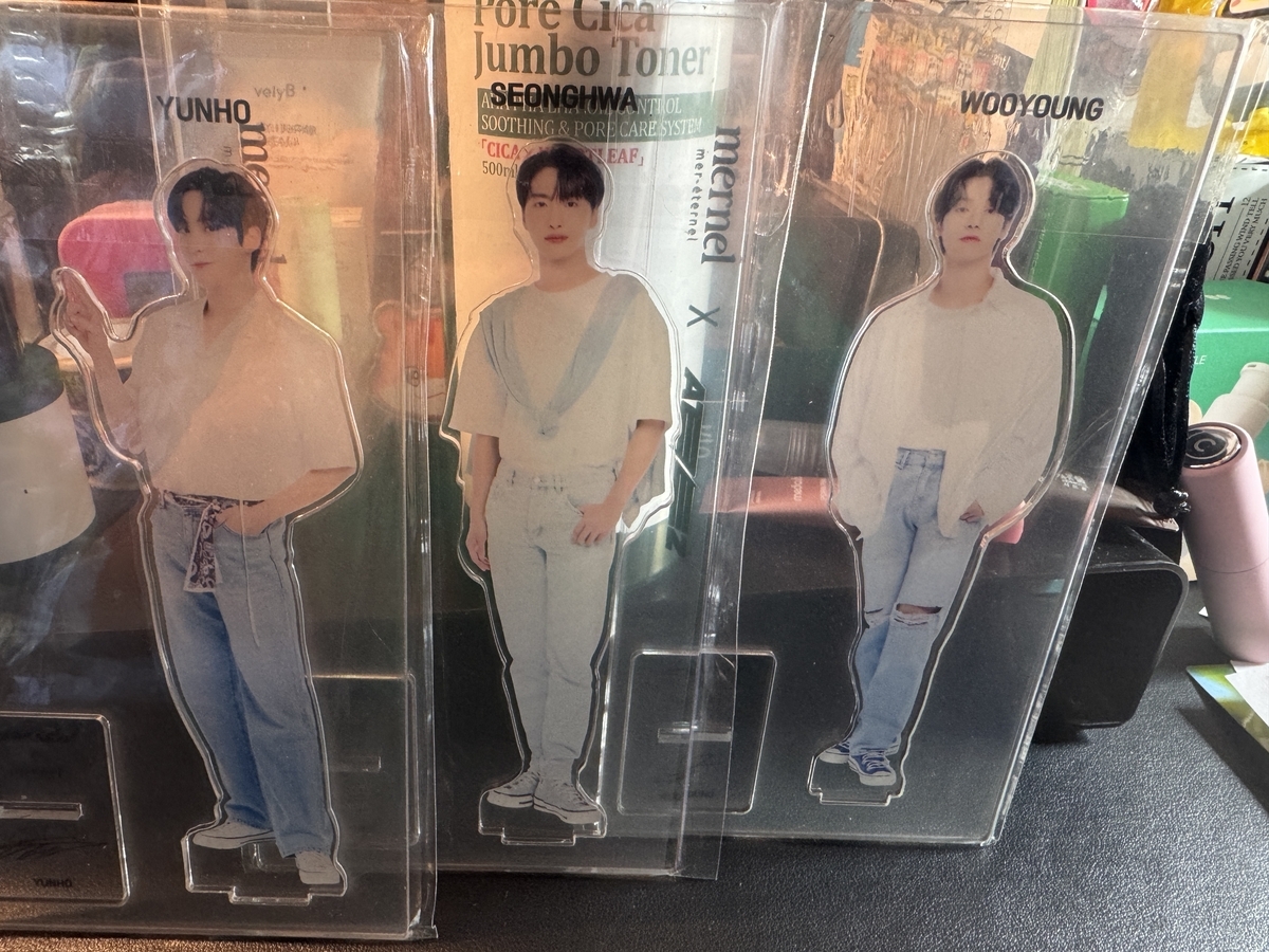 Qoo10　ATEEZ アクスタ