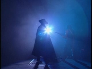 B Z Love Pahntom ダイブしているのは誰 有頂天ブログ