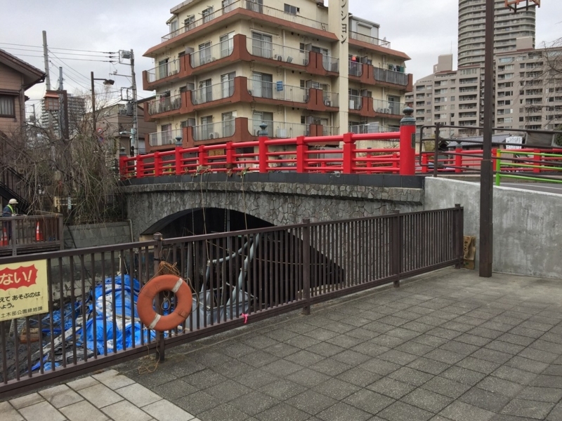 画像を等倍で表示します 画像