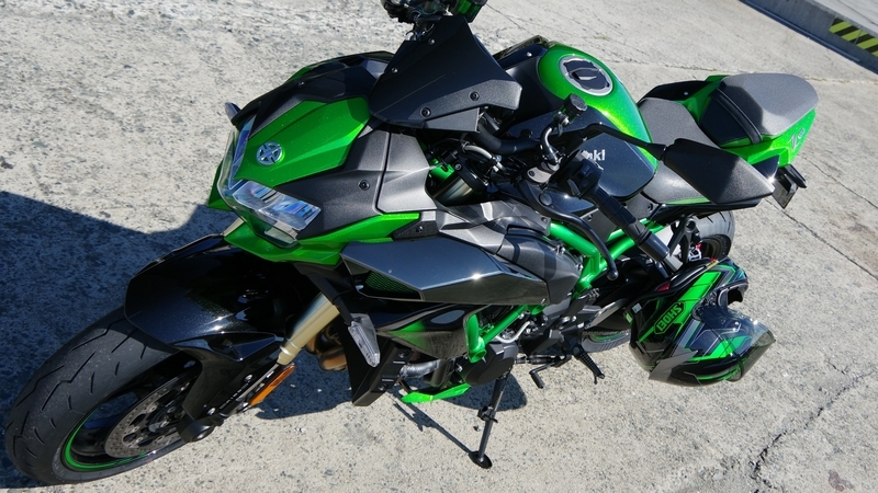 SHOEI Z-8 PROLOGUE TC-4 BLACK/GREEN 57cm SHOEI Launches New